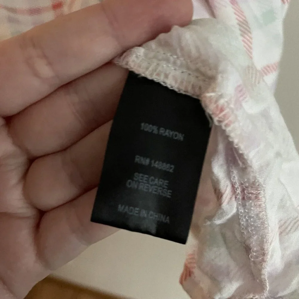 Torrid Women 2X White Multi Plaid Split Neck Babydoll Challis Button-Front Top - Picture 8 of 10